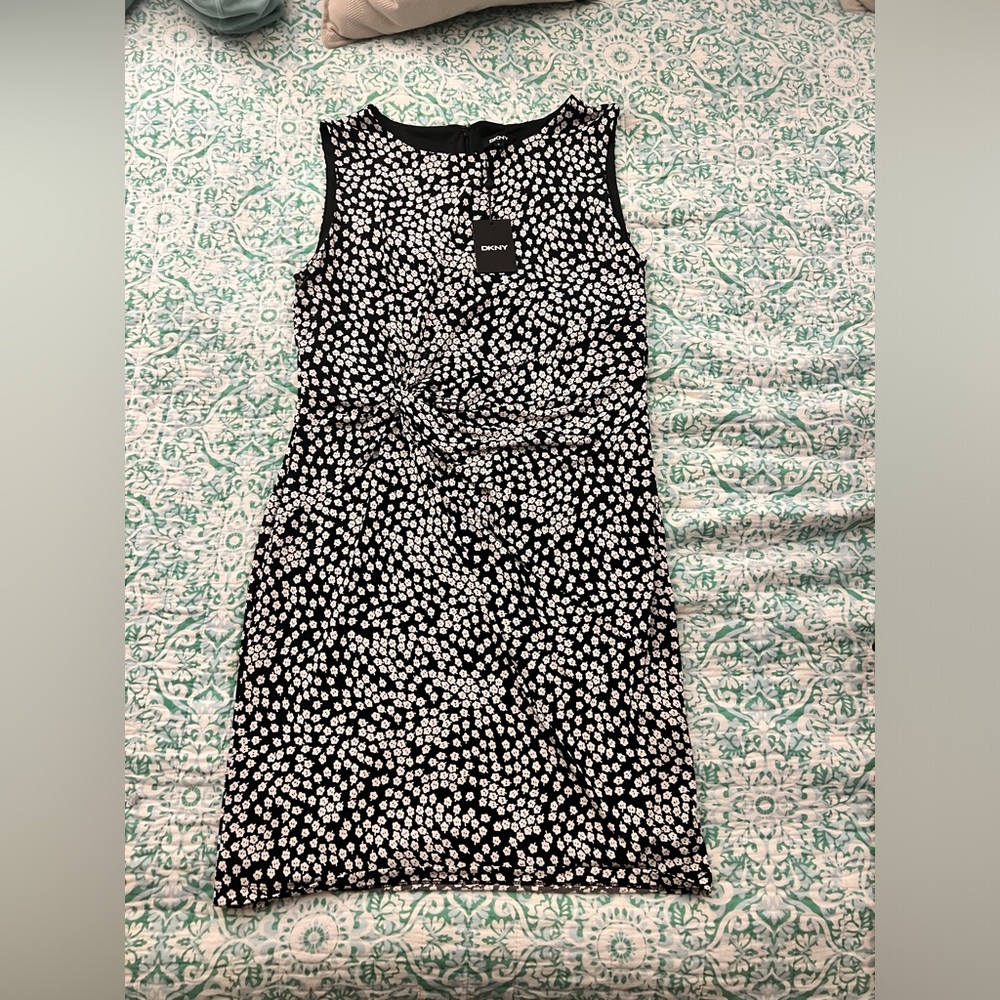 Dkny Black and White Sleeveless Sheath Mini Dress